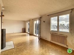 BREST : bien placée, belle maison t7/8 160m² avec balcon, cour et double garage